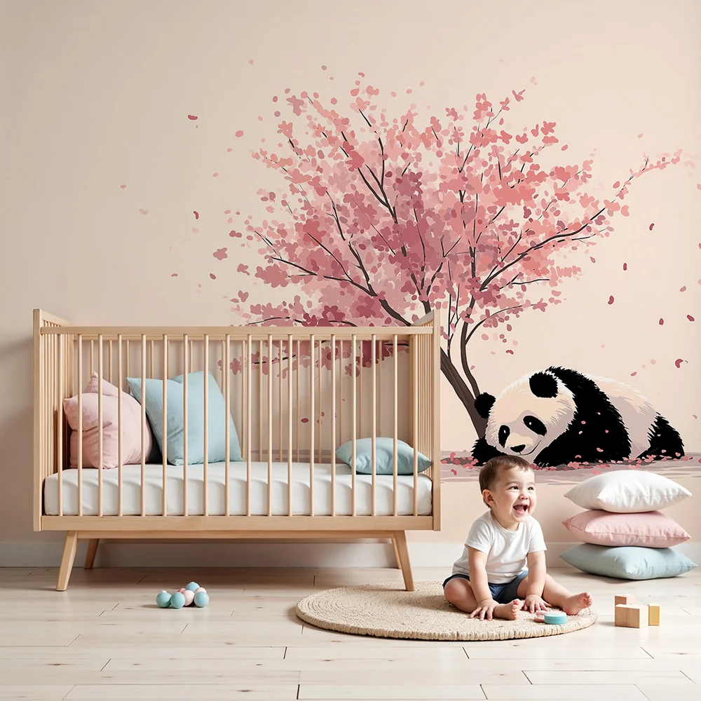 Lastenhuoneen tapetti | Hauska panda kukkivien kirsikkapuiden alla