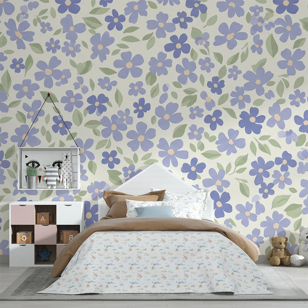Lastenhuoneen tapetti | Herkulliset violetit kukat vaalealla pohjalla