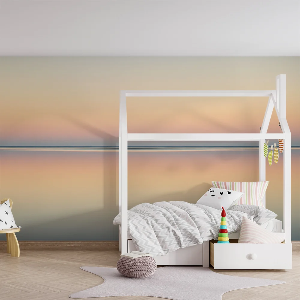 Lastenhuoneen tapetti | Lempeitä auringonlaskun sävyjä veden yllä
