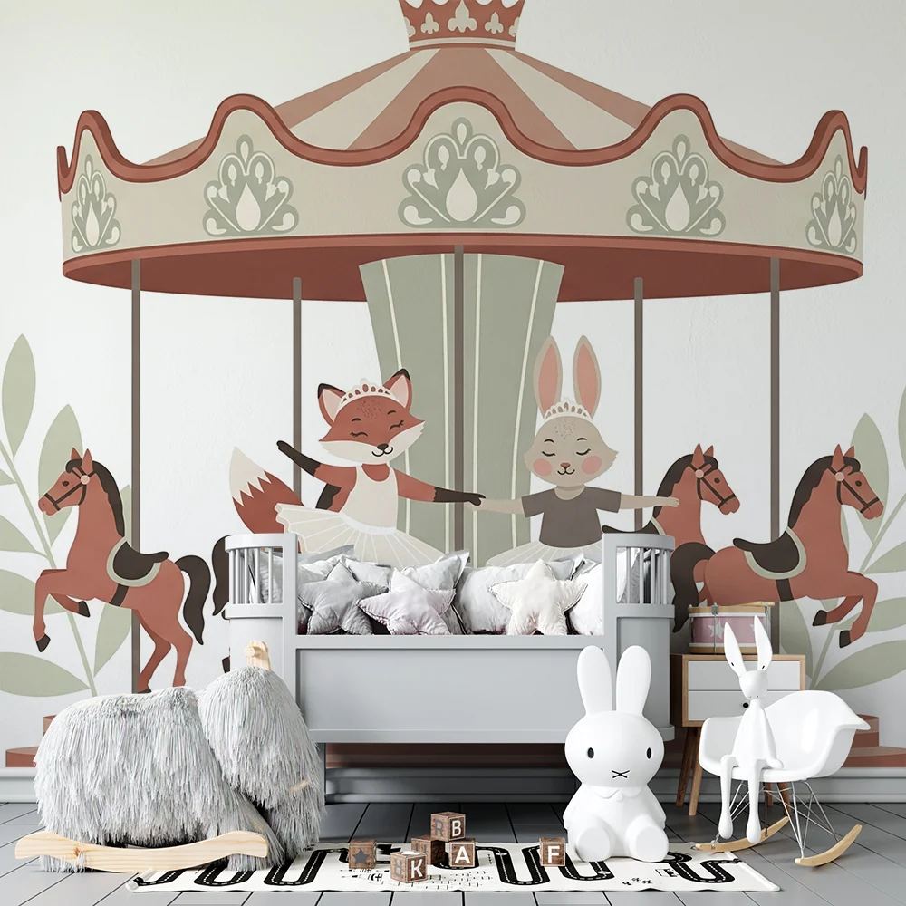 Lastenhuoneen tapetti | Lumottu karuselli tanssivine eläimineen
