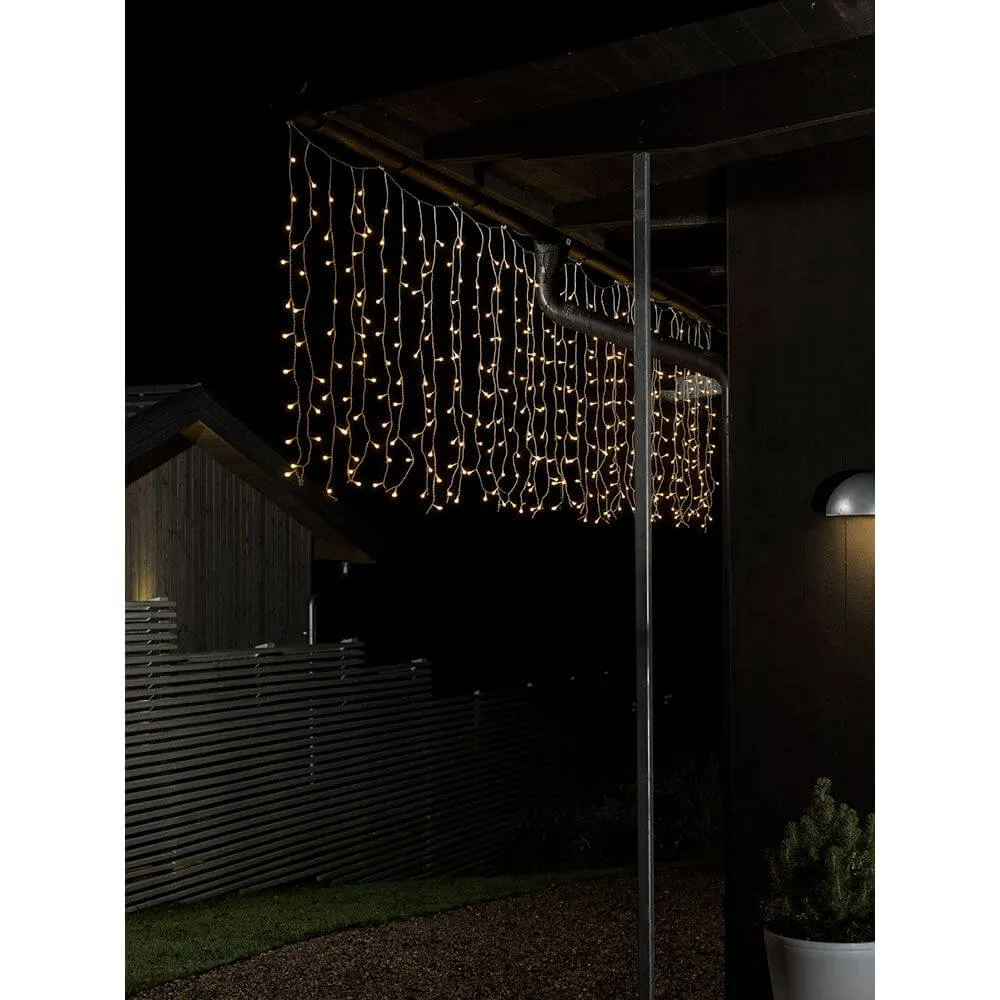 LED -valoverho valkoisilla maapallolla 200 lämmin valkoinen diodit IP44
