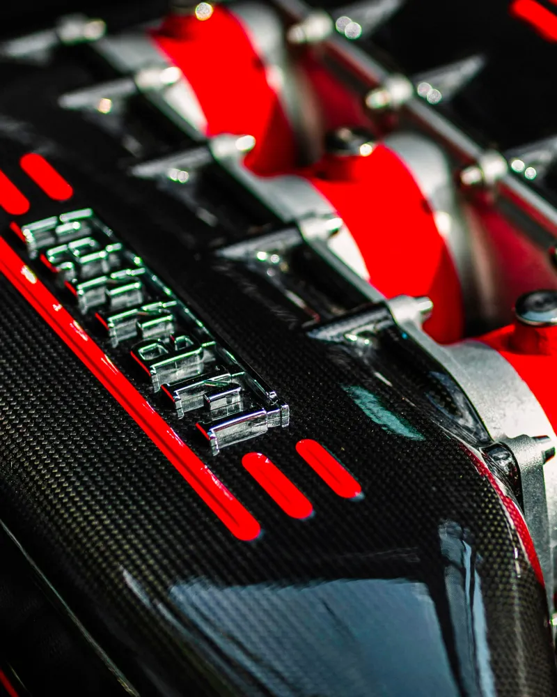Ferrarin juliste, moottori Posterscape Creative Studio